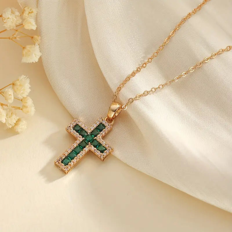 Solene Smaragd Kreuz Anhänger Halskette | Gold
