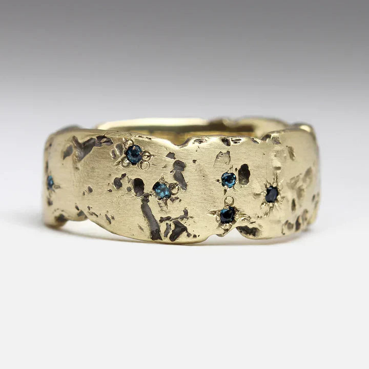 Antiker goldgeschmiedeter blauer Kristallring | Gold