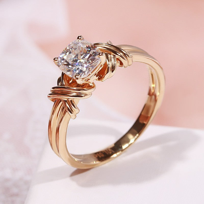 Geknoteter Band Statement Ring | Gold