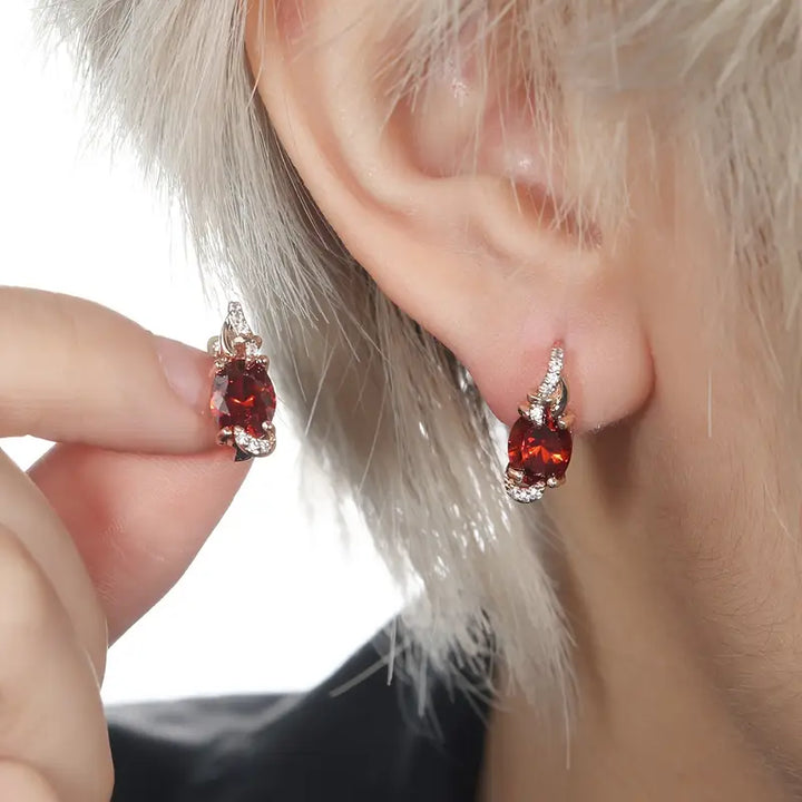 Pendientes largos Twilight carmesí | Dorados