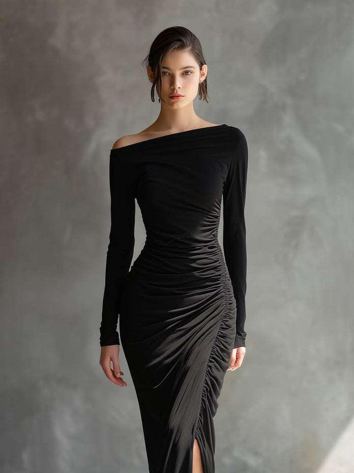 Vestido largo maxi de mujer negro, elegante, de punto, con hombros descubiertos y fruncido con abertura