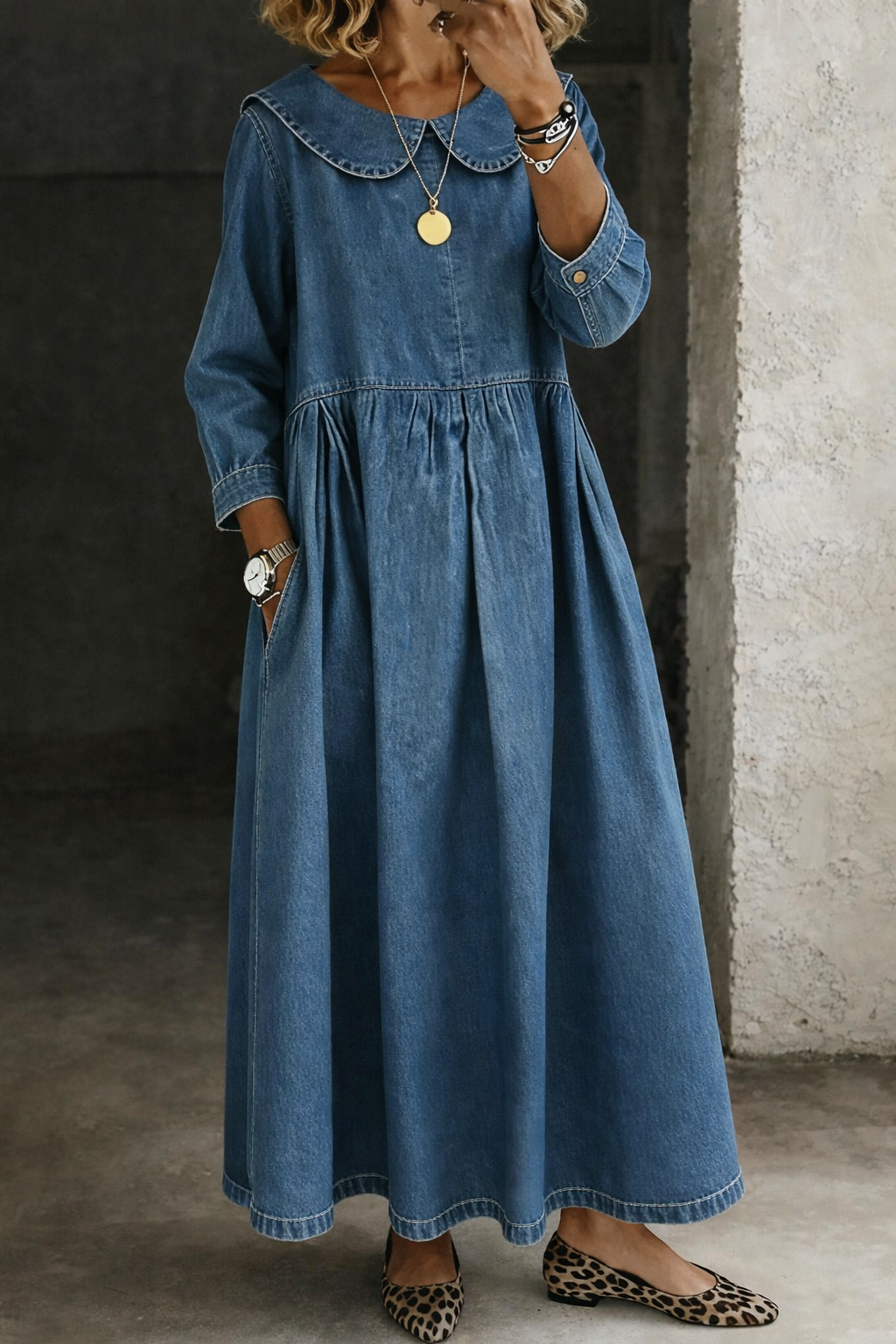 Denim dress with Peter Pan collar