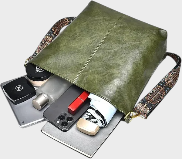 Demetra | Green lightweight PU leather bag for women