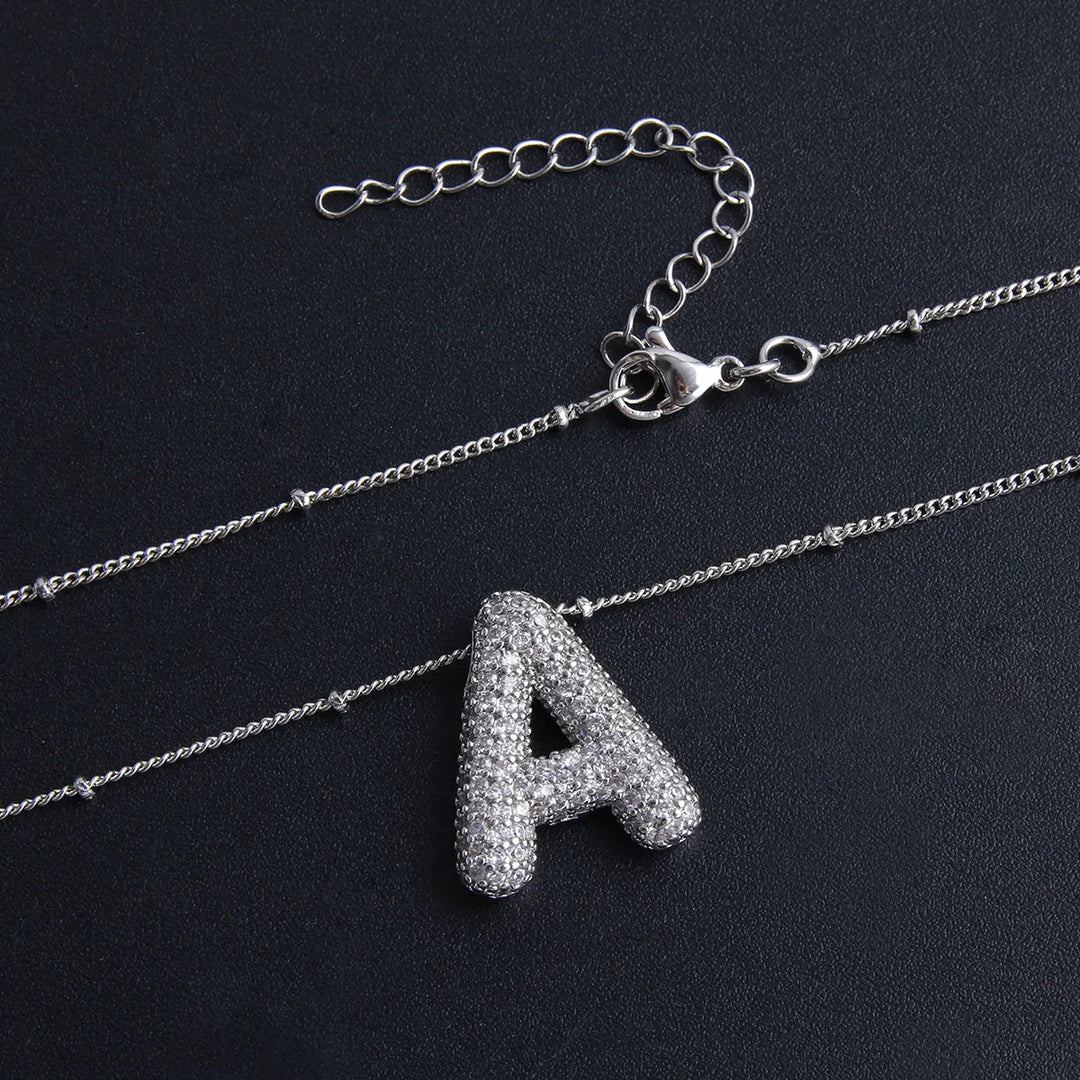 Juego de collar con inicial de letra burbuja | Oro blanco