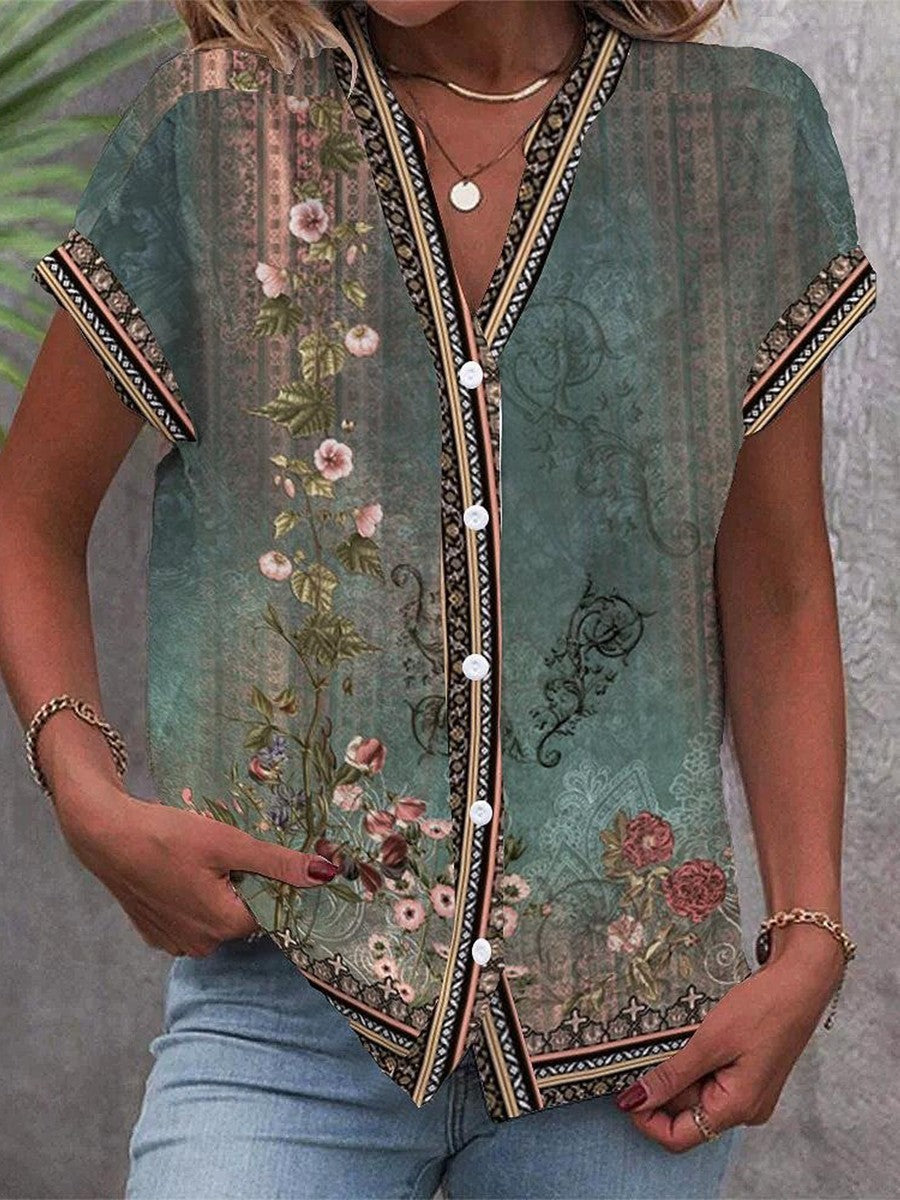 Braila | Aquarell-Bluse mit Blütenblättern