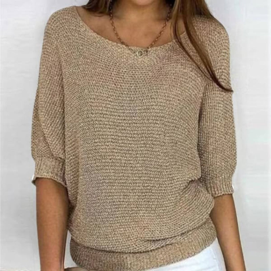 Comfortable Knit Sweater for Women with Round Neck Short Sleeve Relaxed Casual Style