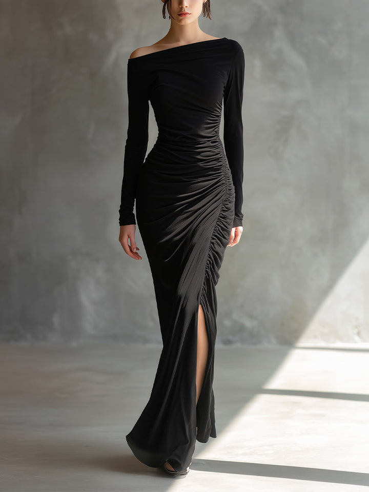 Vestido largo maxi de mujer negro, elegante, de punto, con hombros descubiertos y fruncido con abertura