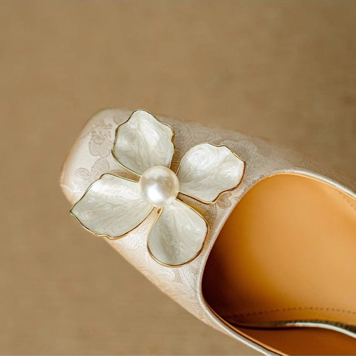 Genine lodičky se zadním páskem