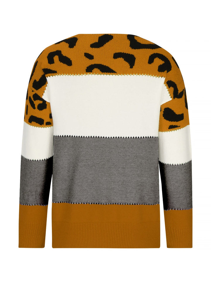 Effortless Sweatshirt for Women with Leopard Print Color Block Crewneck Knit Style