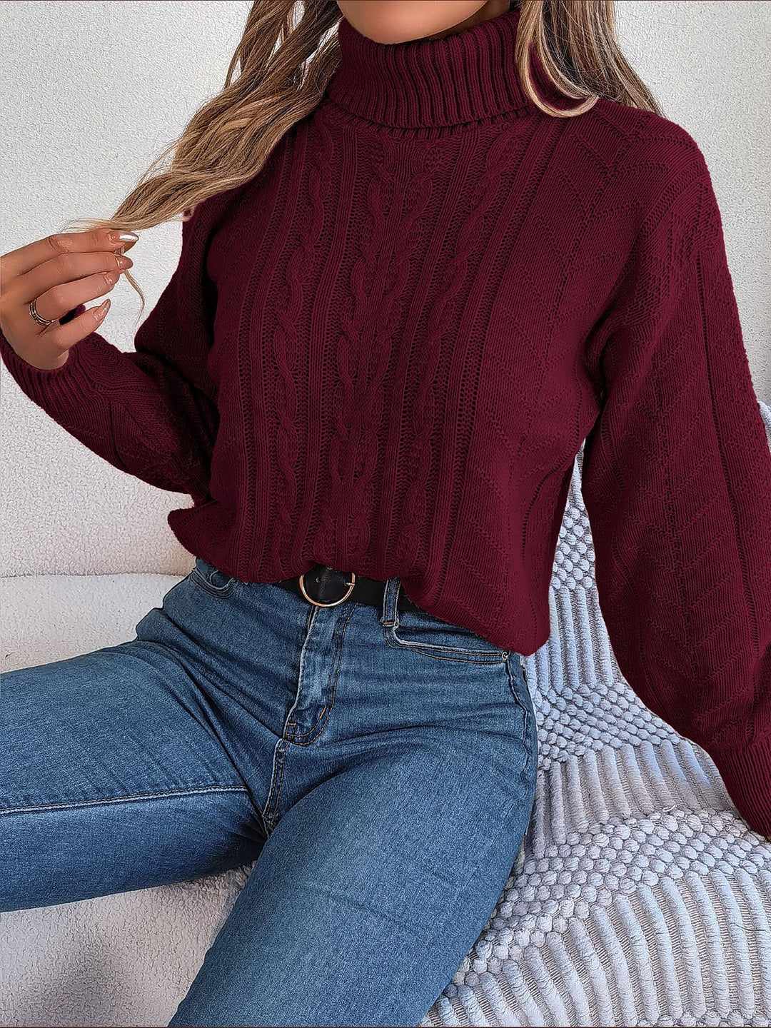 Effortless Sweatshirt for Women with Turtleneck Cable Knit Long Sleeve Style