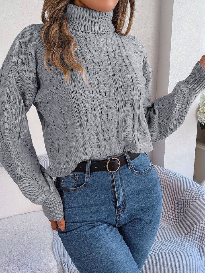 Effortless Sweatshirt for Women with Turtleneck Cable Knit Long Sleeve Style