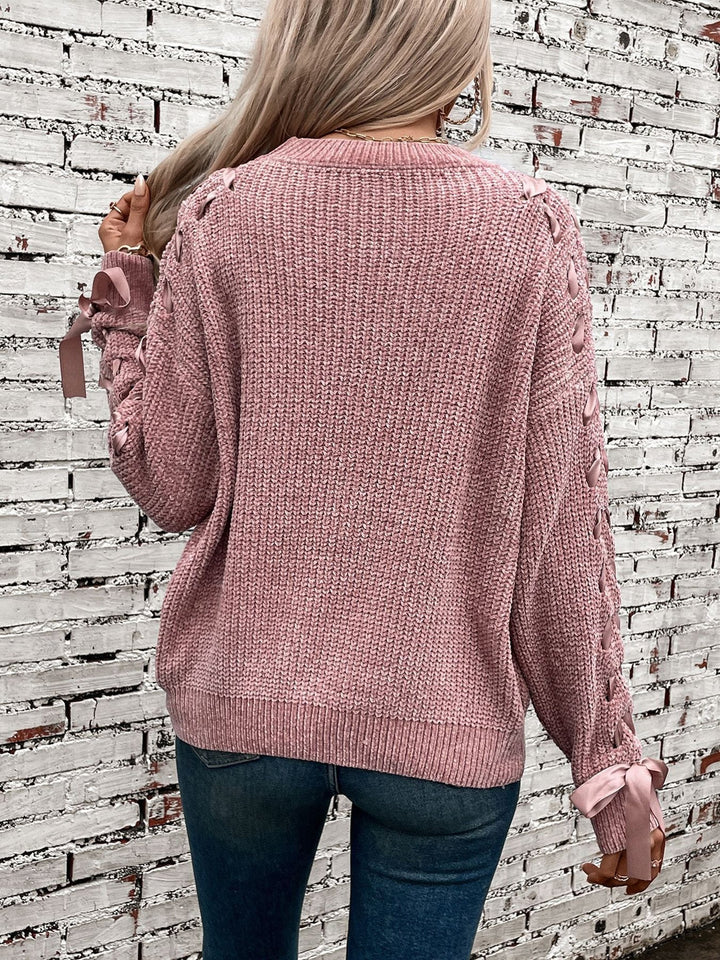 Effortless Sweatshirt for Women with Lace Trim Sleeve Crewneck Waffle Knit Style