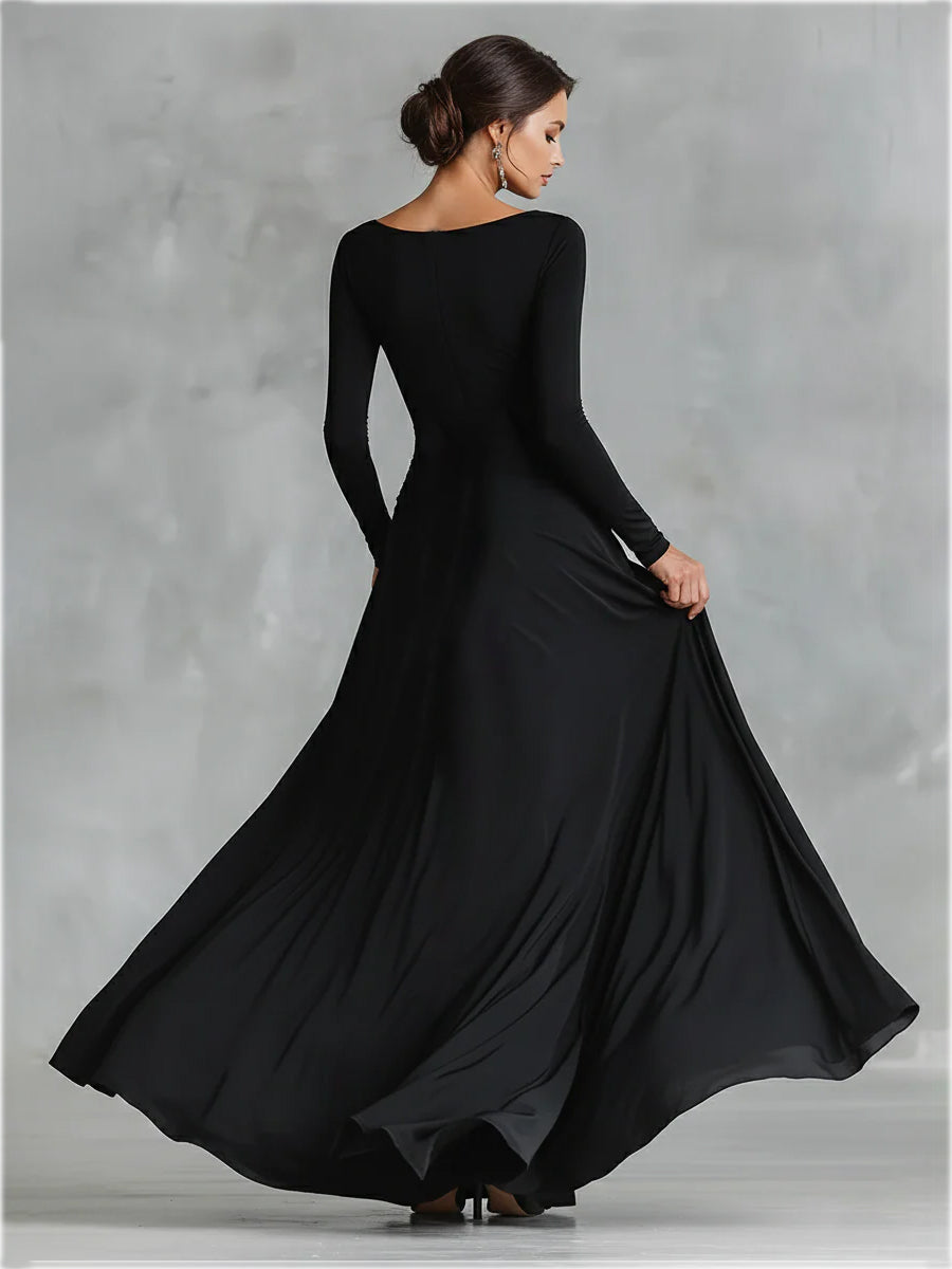 Damen Schwarzes modernes Maxikleid aus Crêpe mit gerafftem Bootsausschnitt MDA1472J7I