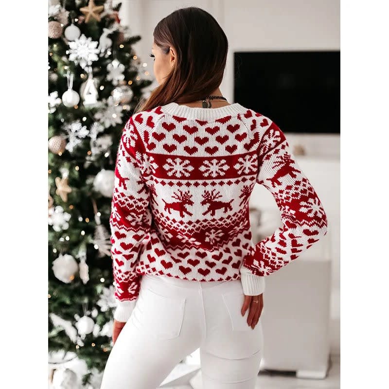 Comfortable Fair Isle Women's Xmas Sweater with Crew Neck Long Sleeve Reindeer Snowflake Knit Style